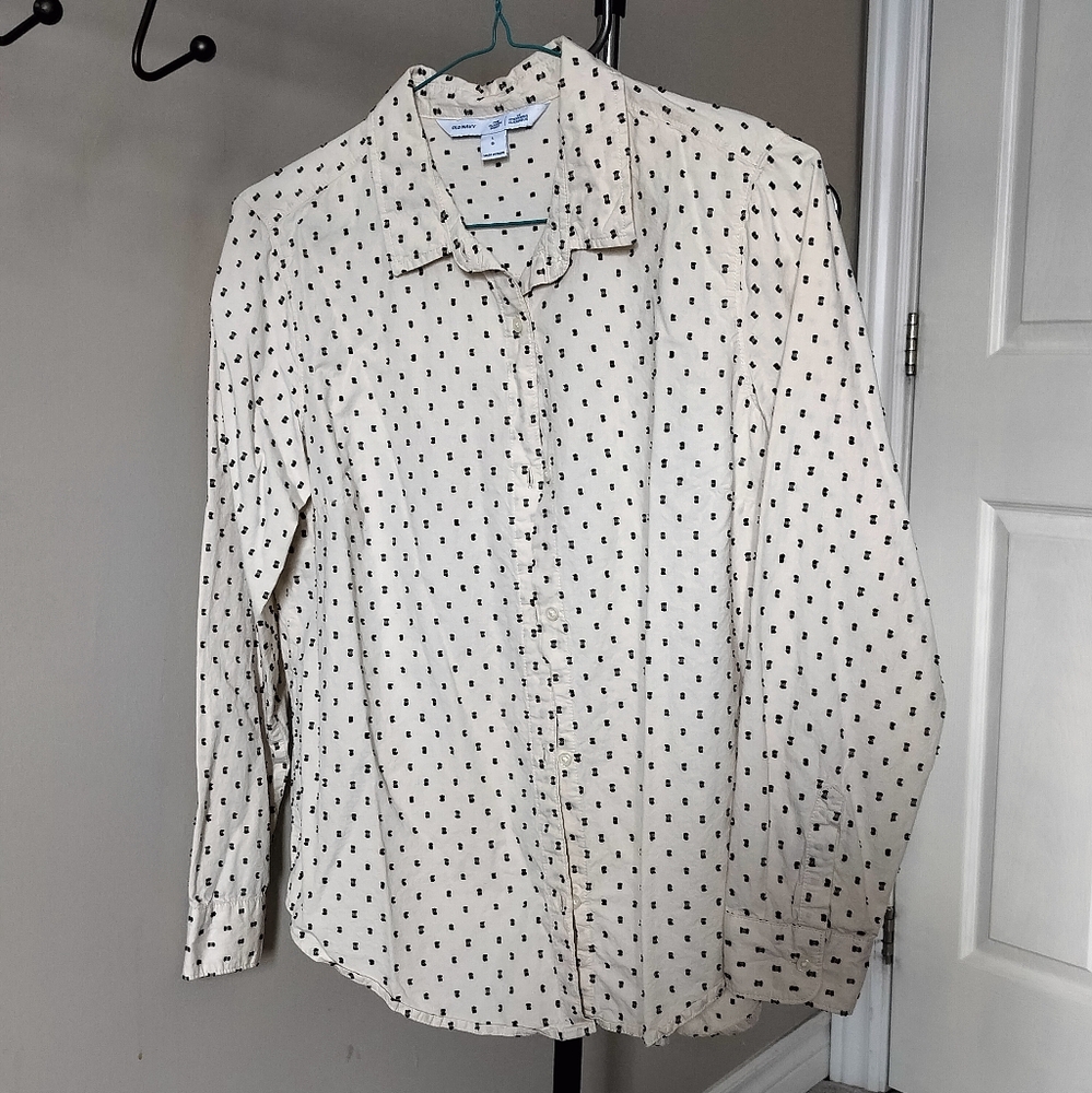 Old Navy Cream Shirt with Black Dots